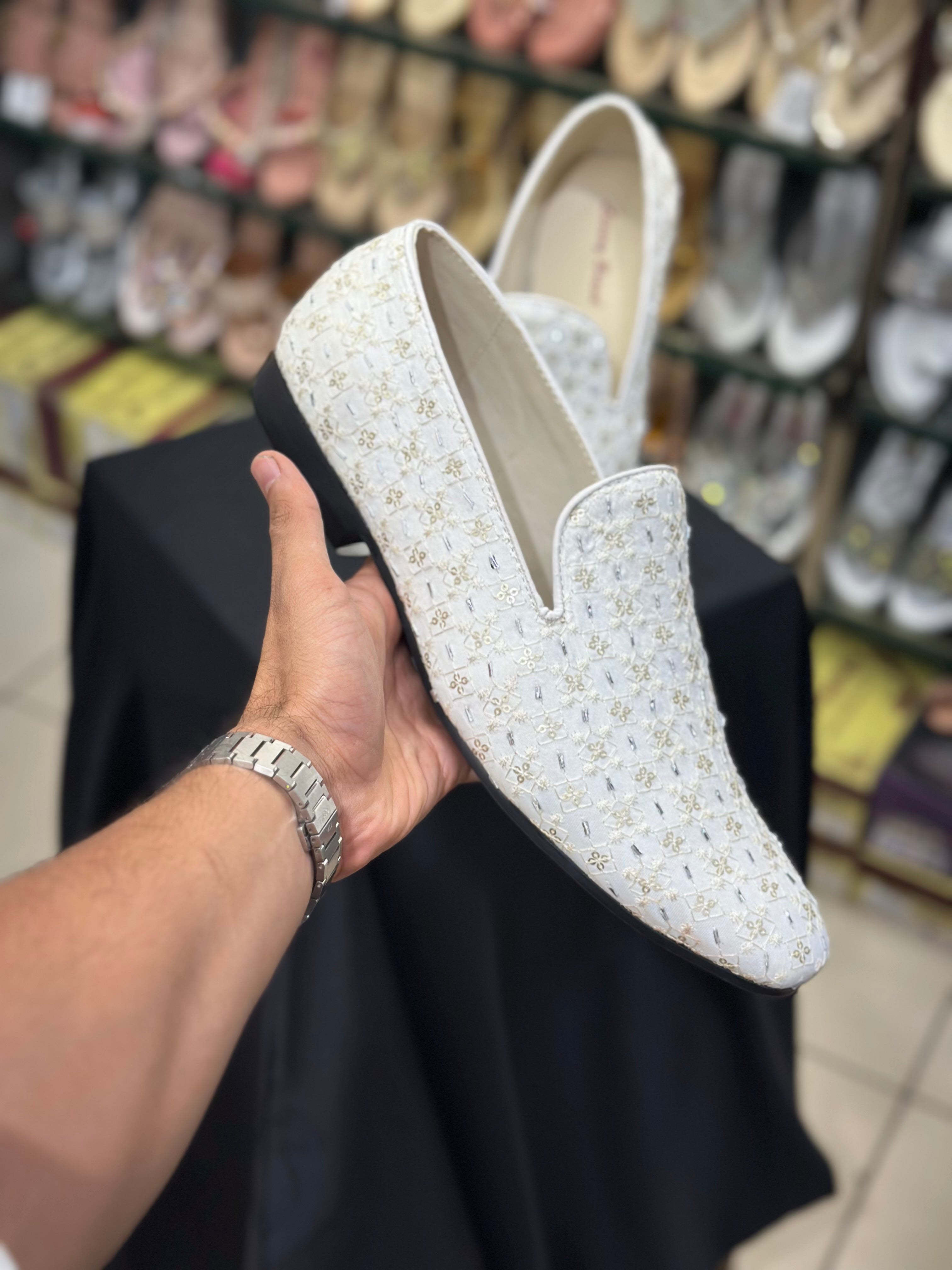 BIG SIZE IVORY SEQUIN EMBROIDERED LOAFER 11/12