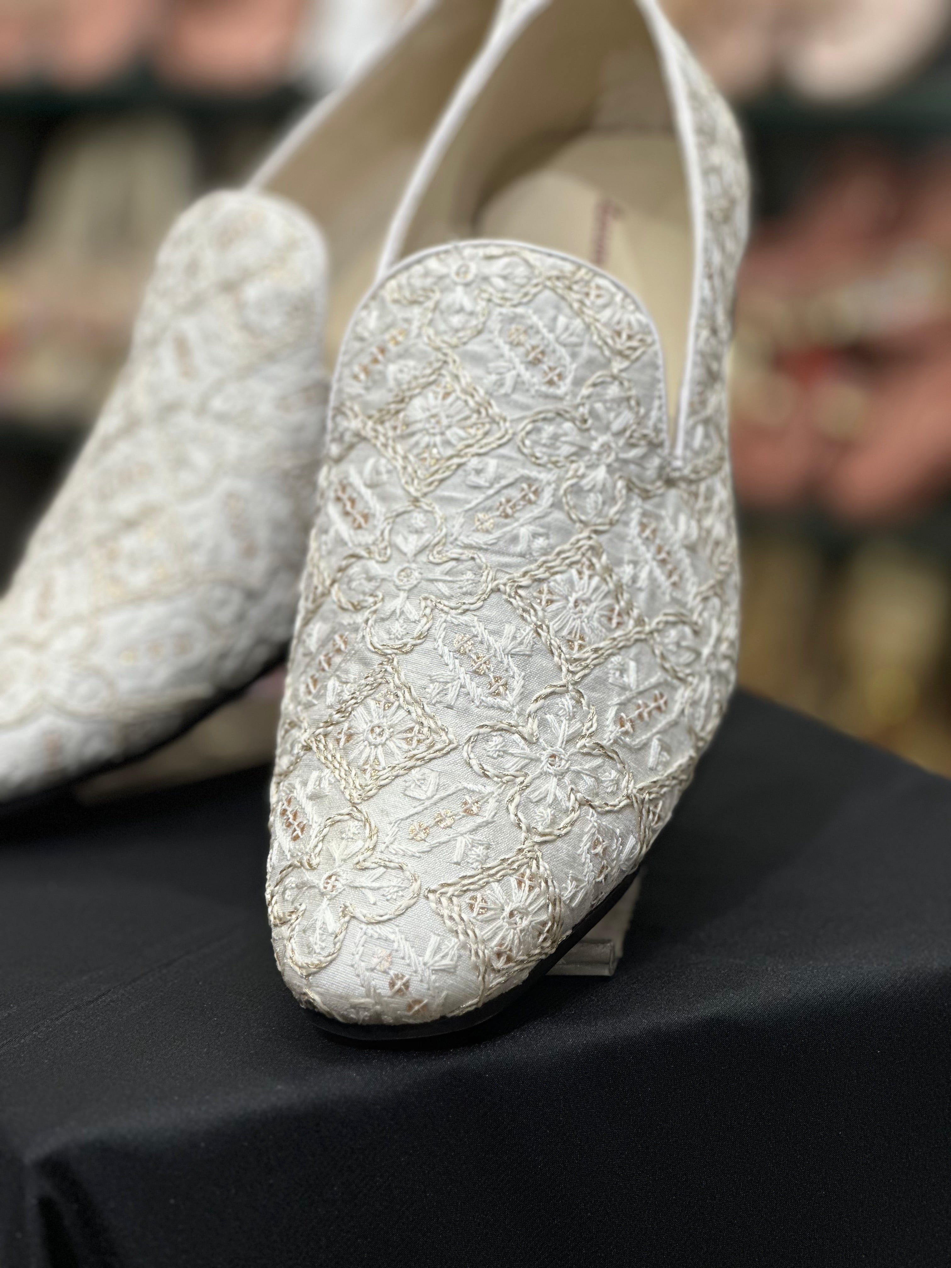 BIG SIZE ROYAL IVORY EMBROIDERED LOAFER 11/12