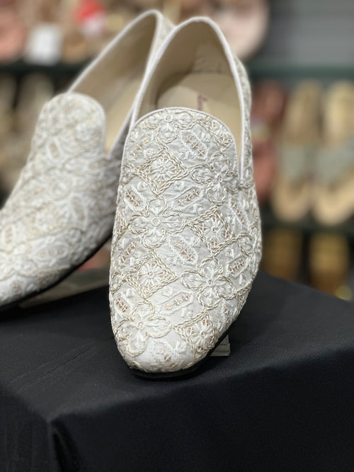 BIG SIZE ROYAL IVORY EMBROIDERED LOAFER 11/12